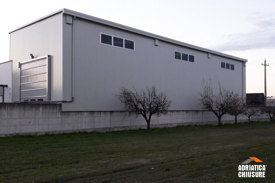 coperture per stoccaggio e deposito merci per industria dei metalli