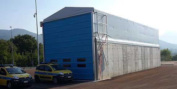 coperture per stoccaggio e deposito merci di rifiuti speciali